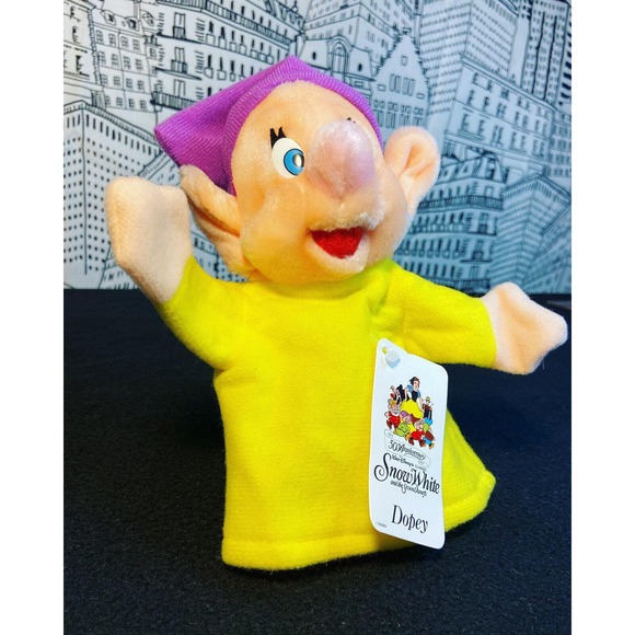VINTAGE Walt Disney World Dopey 11" Hand Puppet Snow White & Seven Dwarfs TAG! - Picture 1 of 8